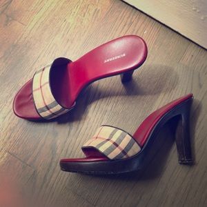 Burberry plaid heels
